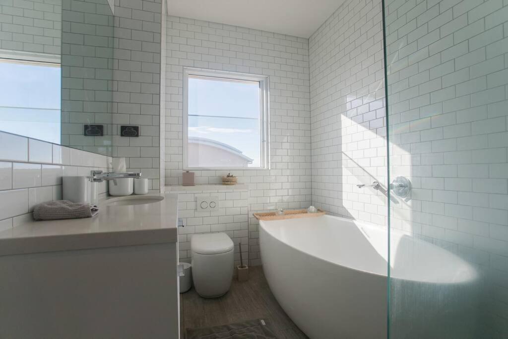 Tamarama Penthouse Ocean And Views * Sydney